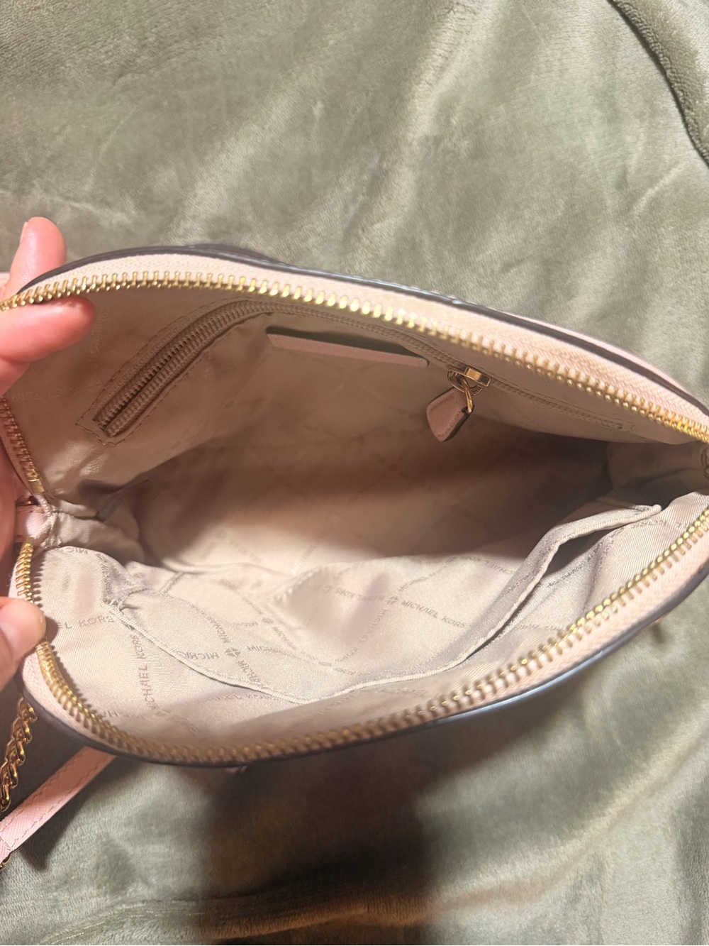 MICHAEL KORS Pale Pink Saffiano Leather Crossbody Bag - Picture 7 of 9